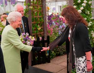 Julie & Queen at Chelsea Flower Show