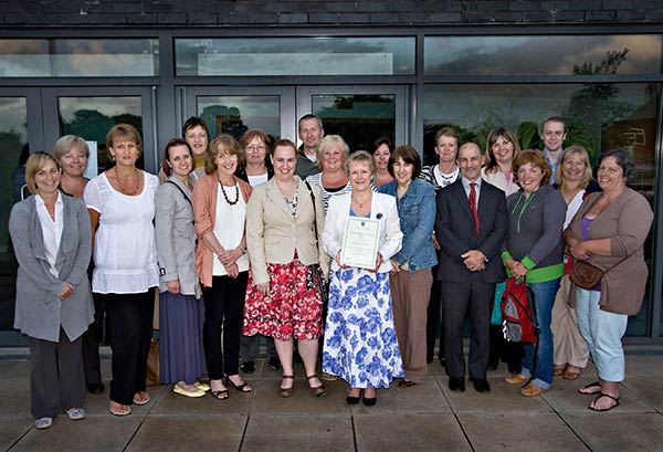 Elspeth Bonds & Group